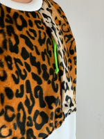 Carica l&#39;immagine nel visualizzatore di Gallery, SWEATSHIRT LEOPARD PRINT
